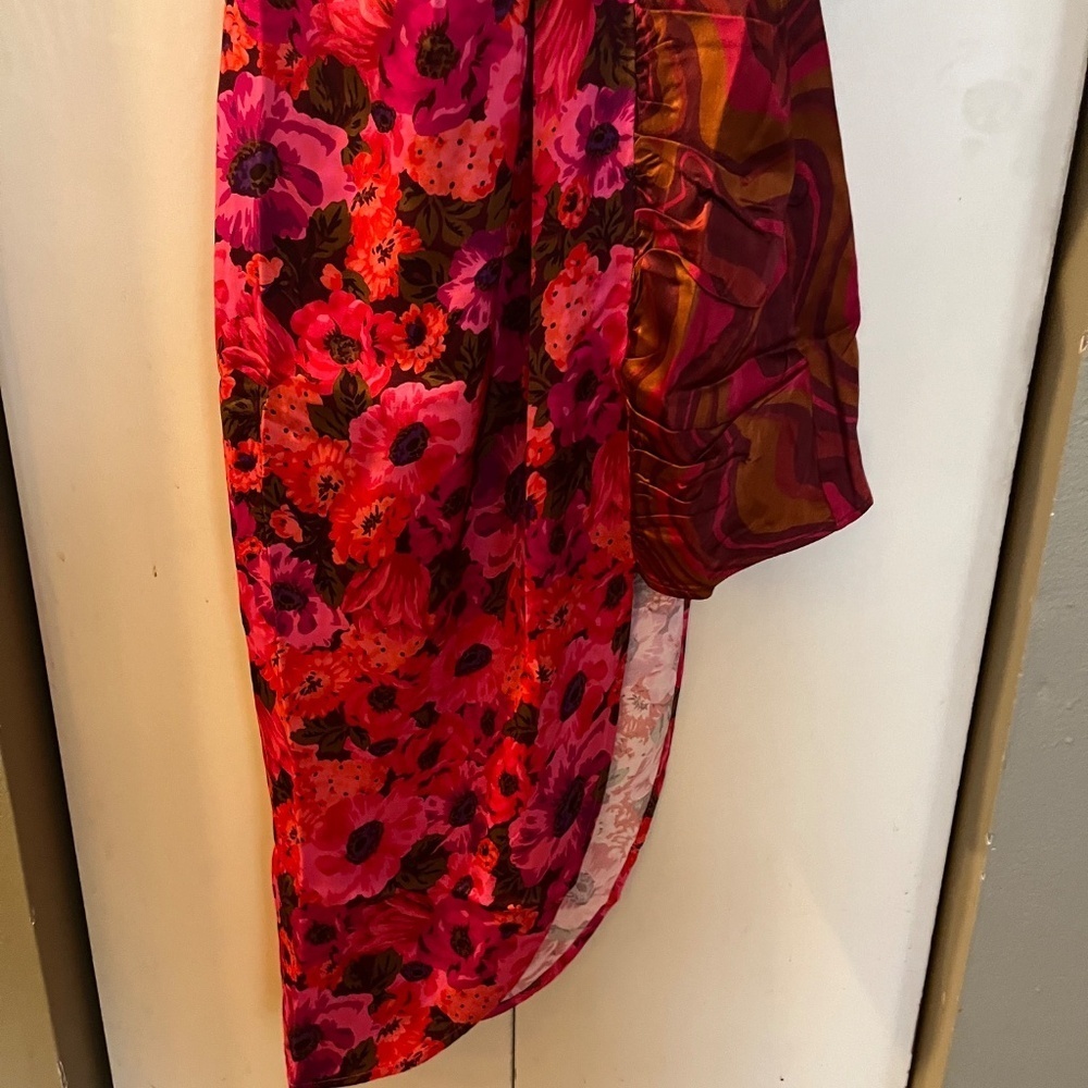 *NWT For Love & Lemons Rita Midi Dress Funky Floral Asymmetrical Size S Cut Out - Picture 4 of 7